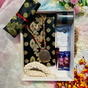 কালো-সোনালি এলিগেন্স প্যাকেজ